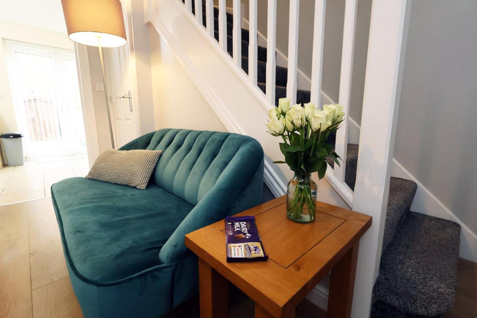 Relaxing 2-Bed Coastal Escape In Port Talbot Lägenhet Exteriör bild