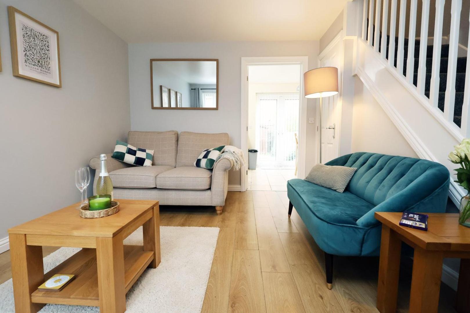 Relaxing 2-Bed Coastal Escape In Port Talbot Lägenhet Exteriör bild